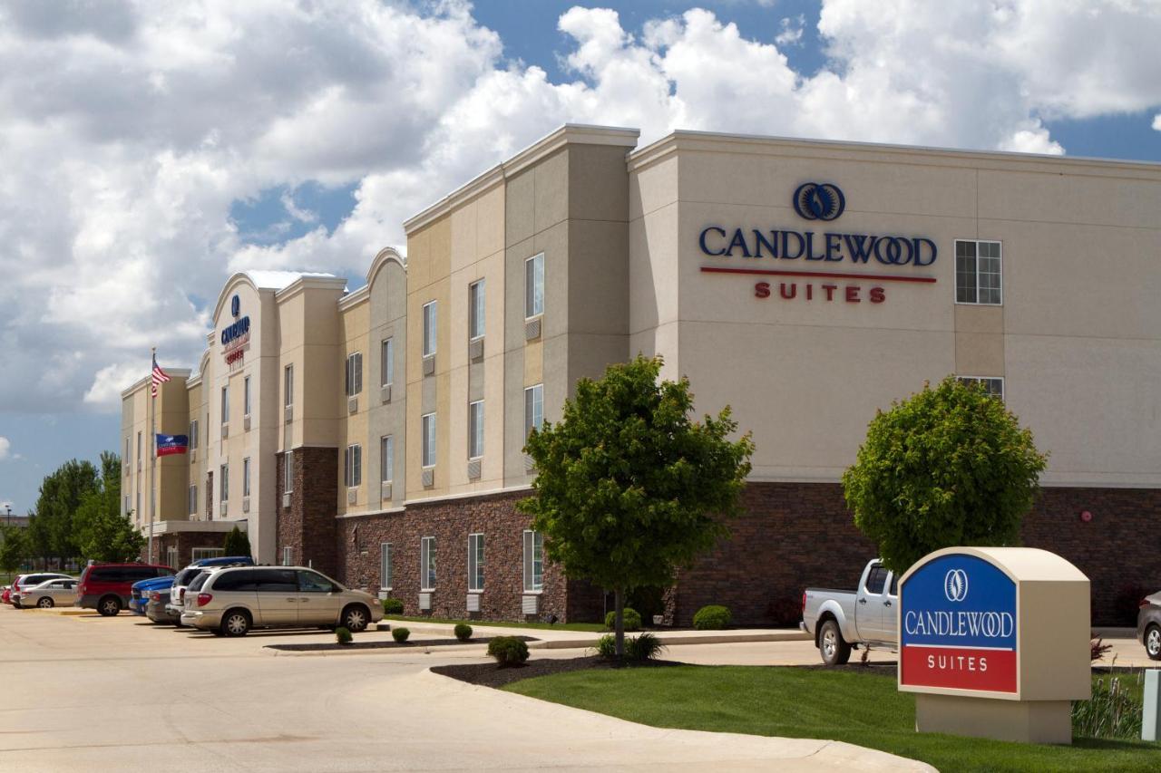 Candlewood Suites Champaign-Urbana University Area By Ihg Exterior foto